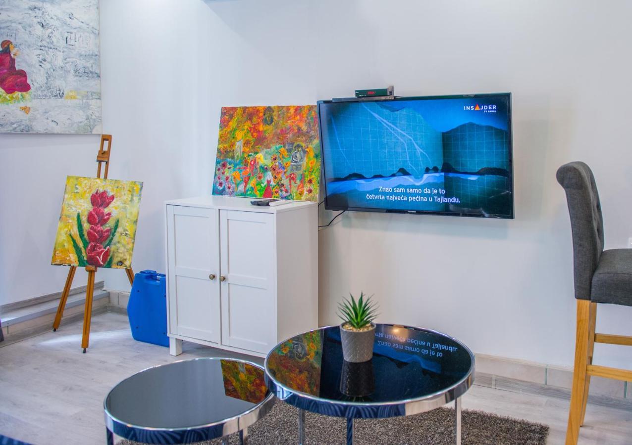 Apartment Gallery *