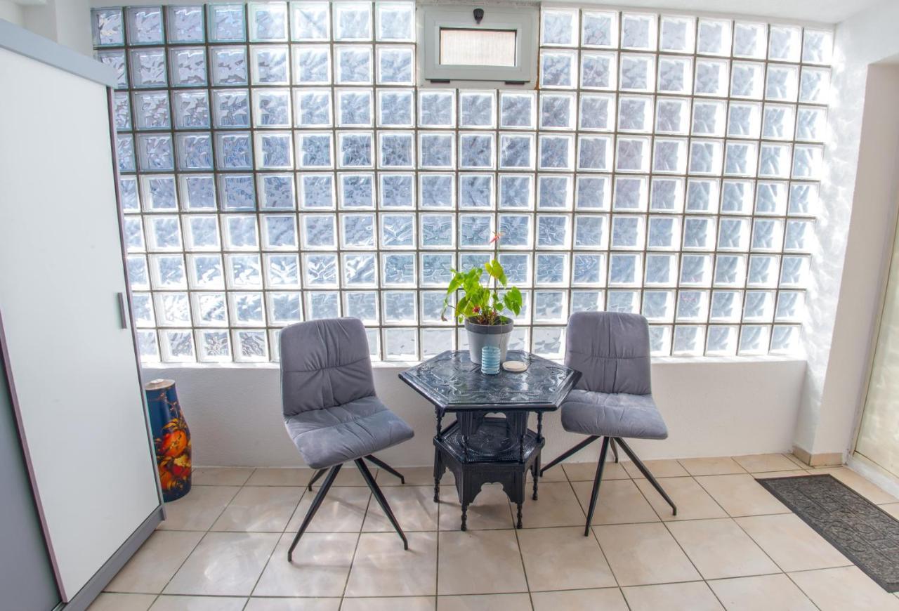 Gallery Apartment *